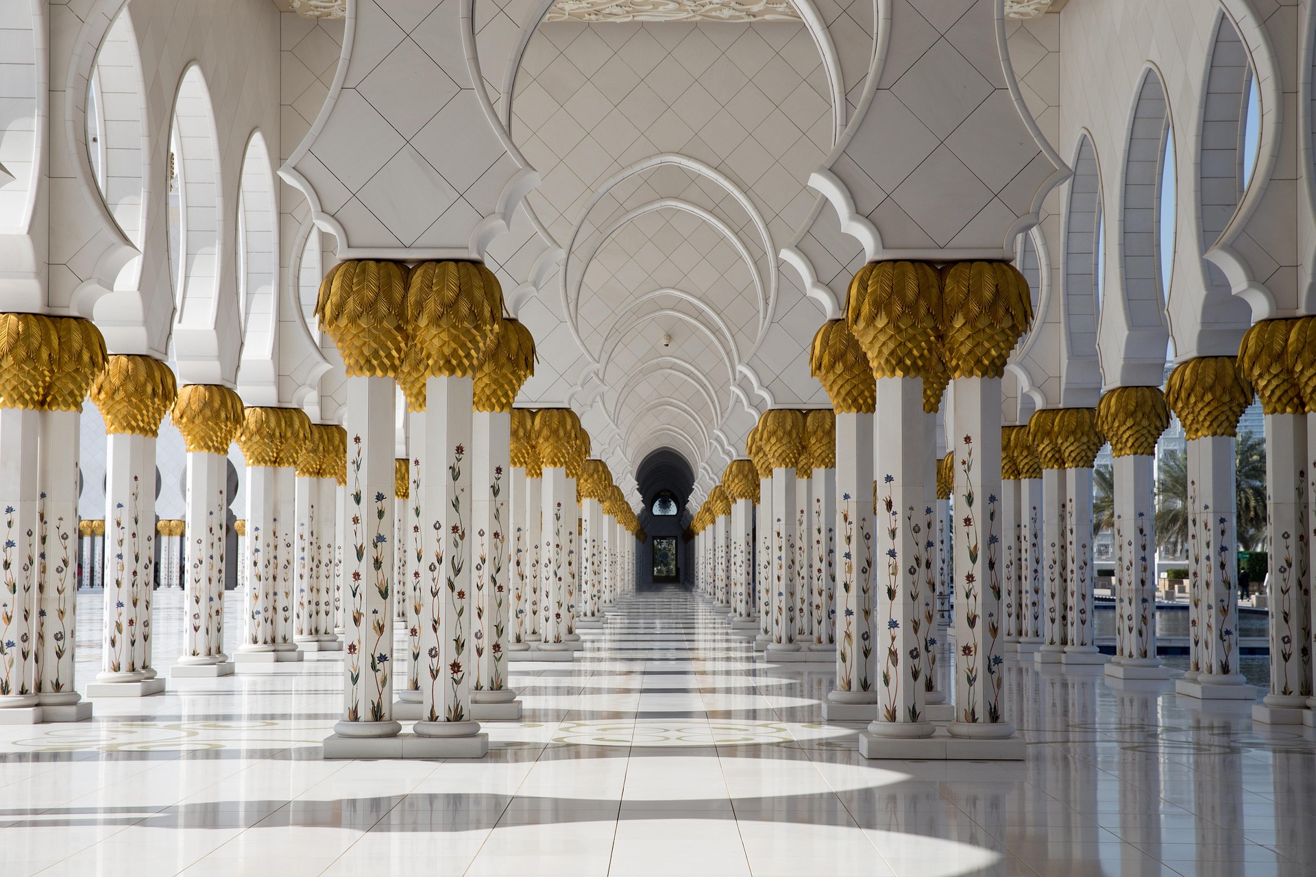 مسجد شیخ زاید در شهر ابوظبی دبی