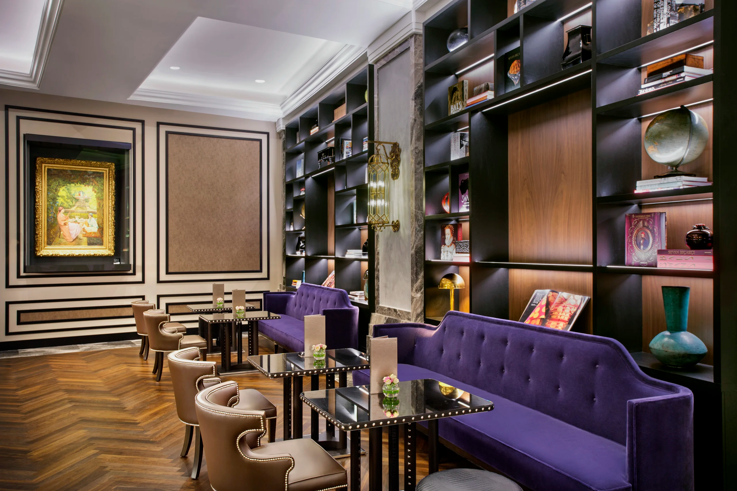 سالن مونه Monet Lounge هتل کنراد بسفروس استانبول